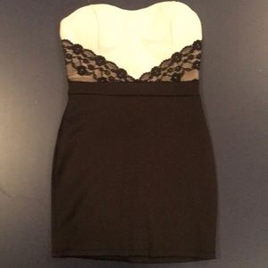 Pitaya dress, Size M, New with tags, Black/Cream